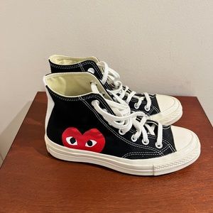 Converse play shoes M4 W6 MINT Condition